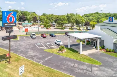 an overhead view of a free wifi gas station at Motel 6-Milan, OH - Sandusky in Milan
