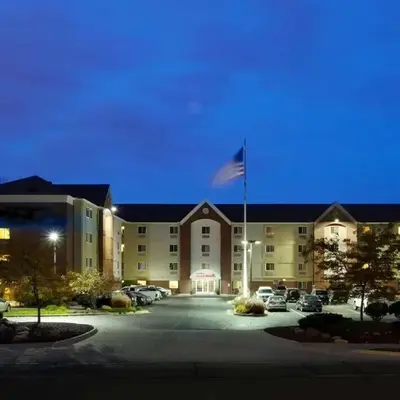 Sonesta Simply Suites Cleveland North Olmsted Airport