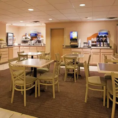 Holiday Inn Express Vermilion by IHG