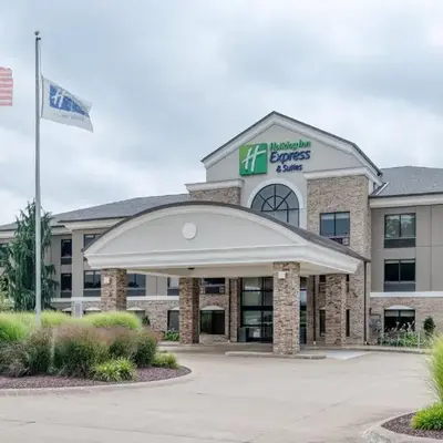 Holiday Inn Express & Suites Wadsworth by IHG