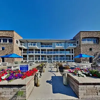 Put-in-Bay Waterfront Condo #211