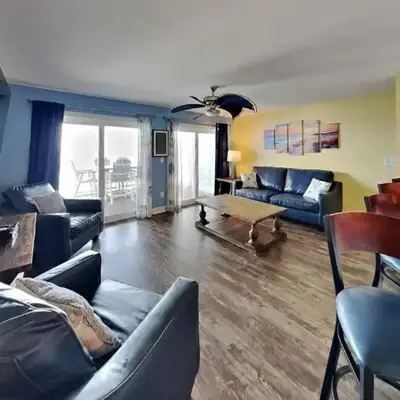Put-in-Bay Waterfront Condo #104