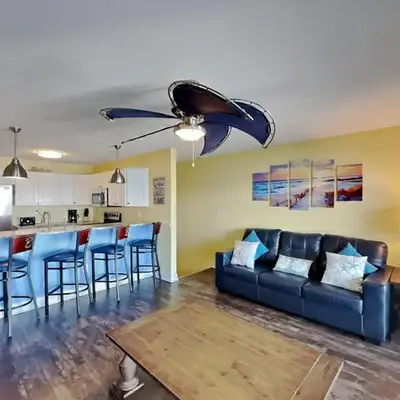 Put-in-Bay Waterfront Condo #105