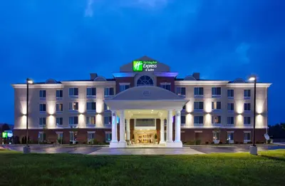 a hotel building with a gazebo in front of it at Holiday Inn Express & Suites Dayton South Franklin by IHG in Franklin