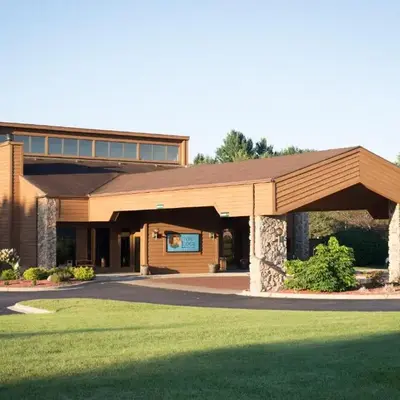 Carlton Lodge Hotel and Suites
