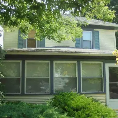 Aunt Jane's Yellow House