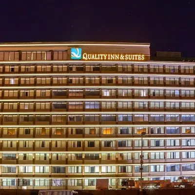 Quality Inn & Suites Cincinnati Downtown Area
