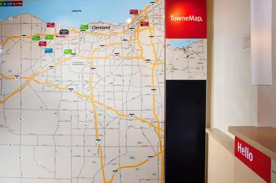 a map of the usa on a wall at Towneplace Suites by Marriott Cleveland Westlake in Westlake
