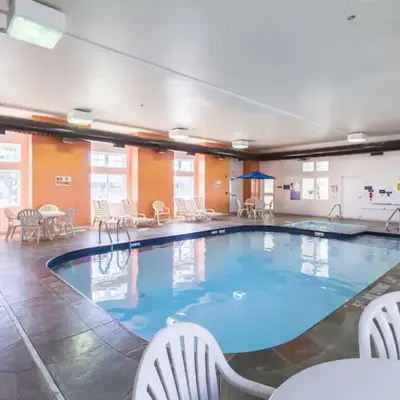 Motel 6-Huron