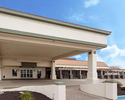a front view of a hospital building at Quality Inn Montpelier in Montpelier