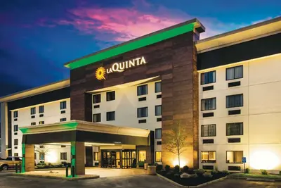 a rendering of a hotel with a jumeirah sign at La Quinta by Wyndham Cincinnati NE - Mason in Mason