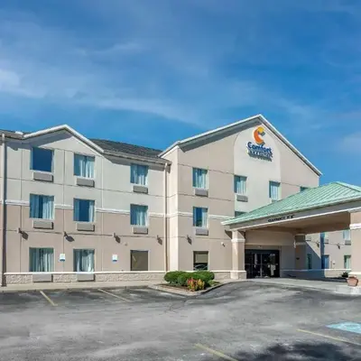 Comfort Inn & Suites Dayton Northwest - Englewood