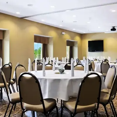 Microtel Inn & Suites by Wyndham Marietta