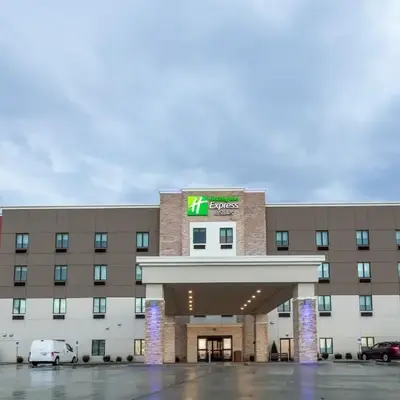 Holiday Inn Express & Suites - Columbus - Worthington by IHG