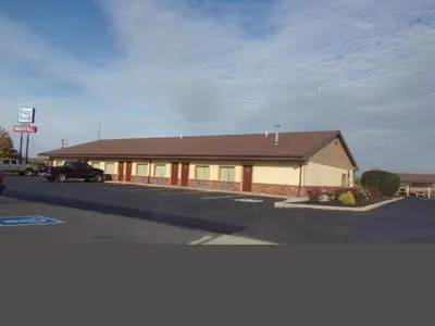Gallery image of Huggy Bear Motel - Warren in Warren