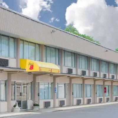 Super 8 by Wyndham Ashland