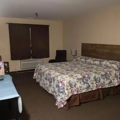 Lafayette Inn