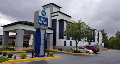 a best hospital sign in front of a building at Best Western Lexington Inn in Lexington