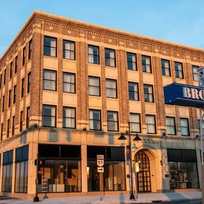 Ariel Broadway Hotel