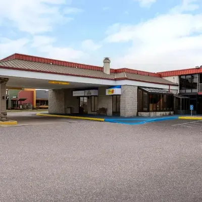 Days Inn by Wyndham Perrysburg Toledo