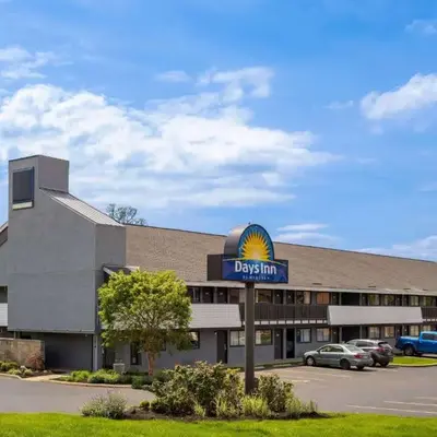 Days Inn by Wyndham Columbus Worthington