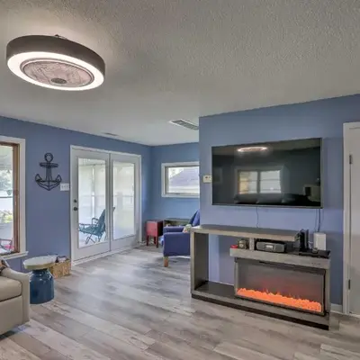 Lake Erie Waterfront Home with Sunroom and Yard!