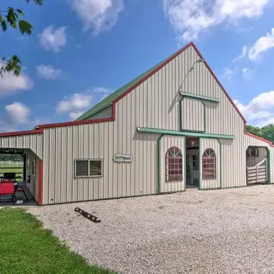 Renovated Bunkhouse on 12-Acre Horse Farm!
