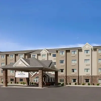 Microtel Inn & Suites by Wyndham St Clairsville - Wheeling