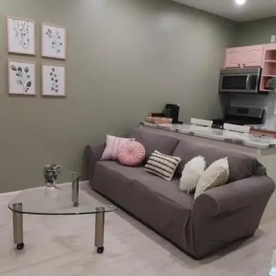 Cozy Downtown Loft Apartment