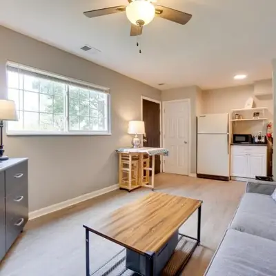 Dtwn Columbus Getaway Pet Friendly with Fee!