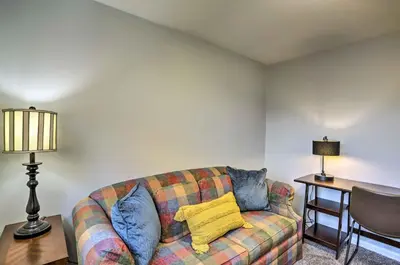 Gallery image of Cleveland Area Home with Yard about 12 Mi to Dtwn! in Parma