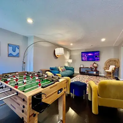 190 Overbrook Drive Swanky Swangos Dream Home by Jess