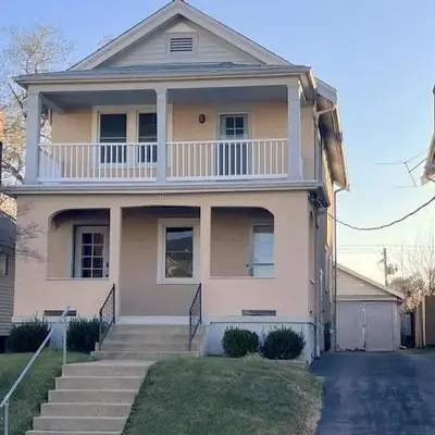 Hunter #2 Private One Bed near Xavier & Downtown