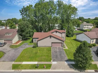 an overhead view of a house in a residential neighborhood at Housepitality - The Gahanna Hideaway in Gahanna