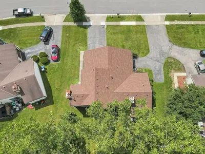 an overhead view of a house with a roof at Housepitality - The Gahanna Hideaway in Gahanna