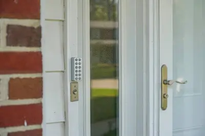 a close up of a door with a handle at 4BR/2.5BA Home boasting 2400sqft and Eat-in KTN in Toledo