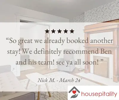 a room with a fireplace with stars on the wall at Housepitality - The City Gateway in Columbus