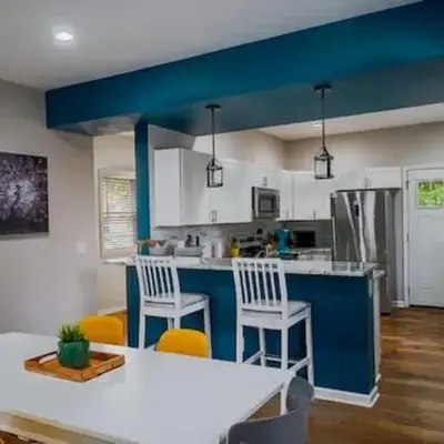 Housepitality - The Lilley Pad - Near Downtown