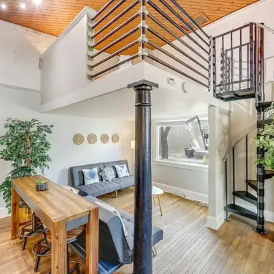 Cozy Boho-Chic Loft about 2 Mi to Downtown Cincinnati