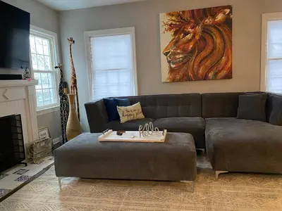 Gallery image of Cleveland Apartment, Easy drive to Local Hospitals and Colleges, Pet Friendly with fee in South Euclid
