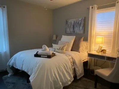 Gallery image of Cleveland Apartment, Easy drive to Local Hospitals and Colleges, Pet Friendly with fee in South Euclid