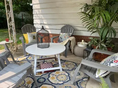 Gallery image of Cleveland Apartment, Easy drive to Local Hospitals and Colleges, Pet Friendly with fee in South Euclid